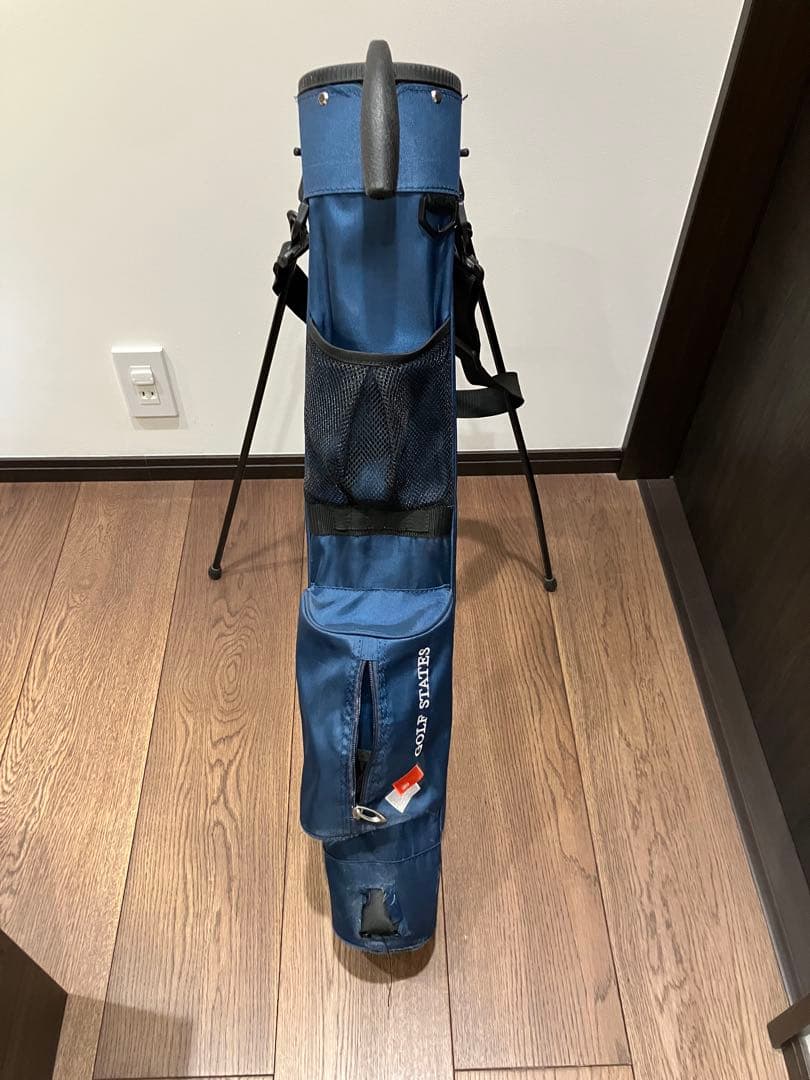 ゴルフスタンドバックとスイング練習器具2本のセット