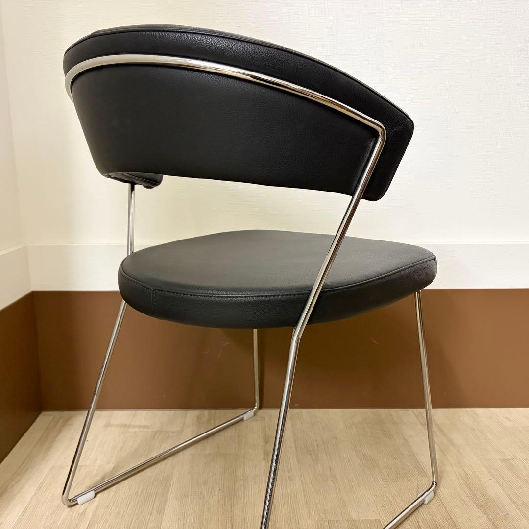①美品 Calligaris カリガリス コヌビア ニューヨーク レザー チェア