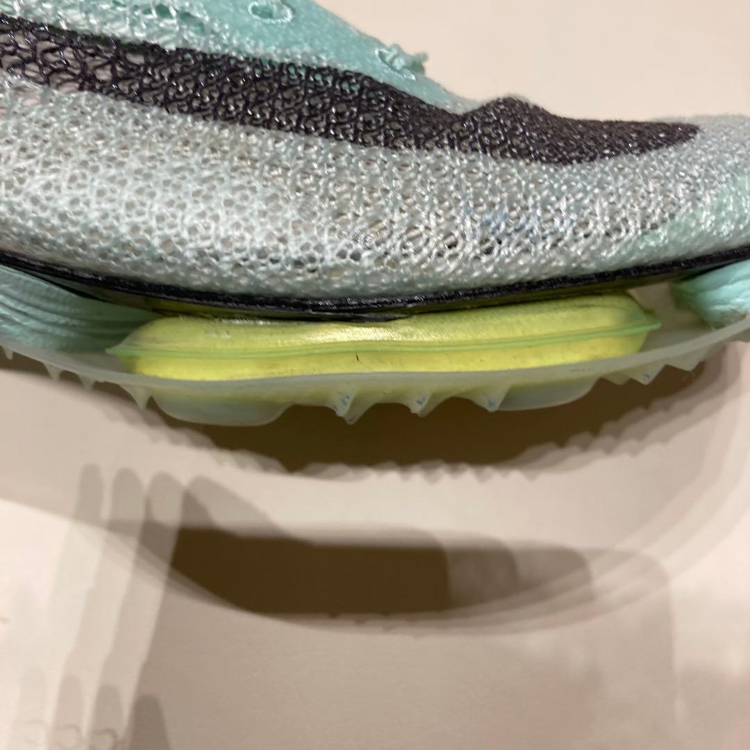 Nike エアズームヴィクトリー　25cm 新品のピン付き