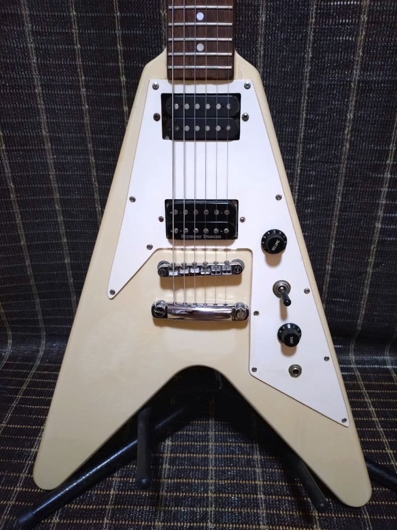 Epiphone by Gibson フライングV SeymourDuncan