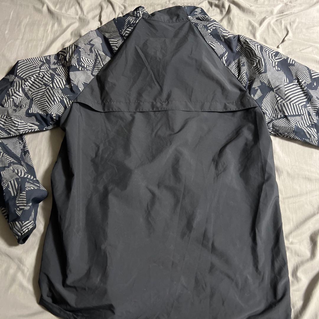 Nike Running ウィンドブレーカー