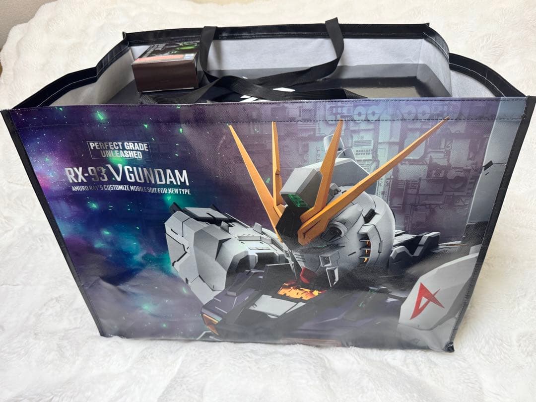【新品未開封】PGU νガンダム + LEDユニット + ショッパーバッグ