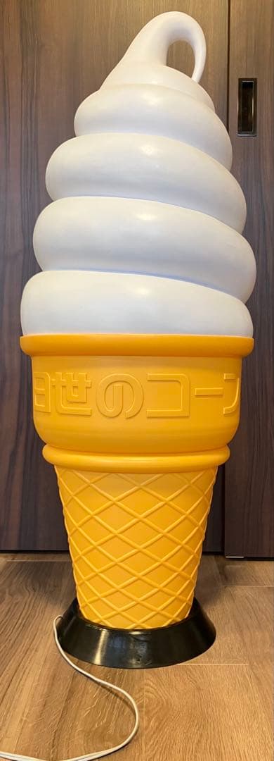 ソフトクリーム　スタンドライト　日世