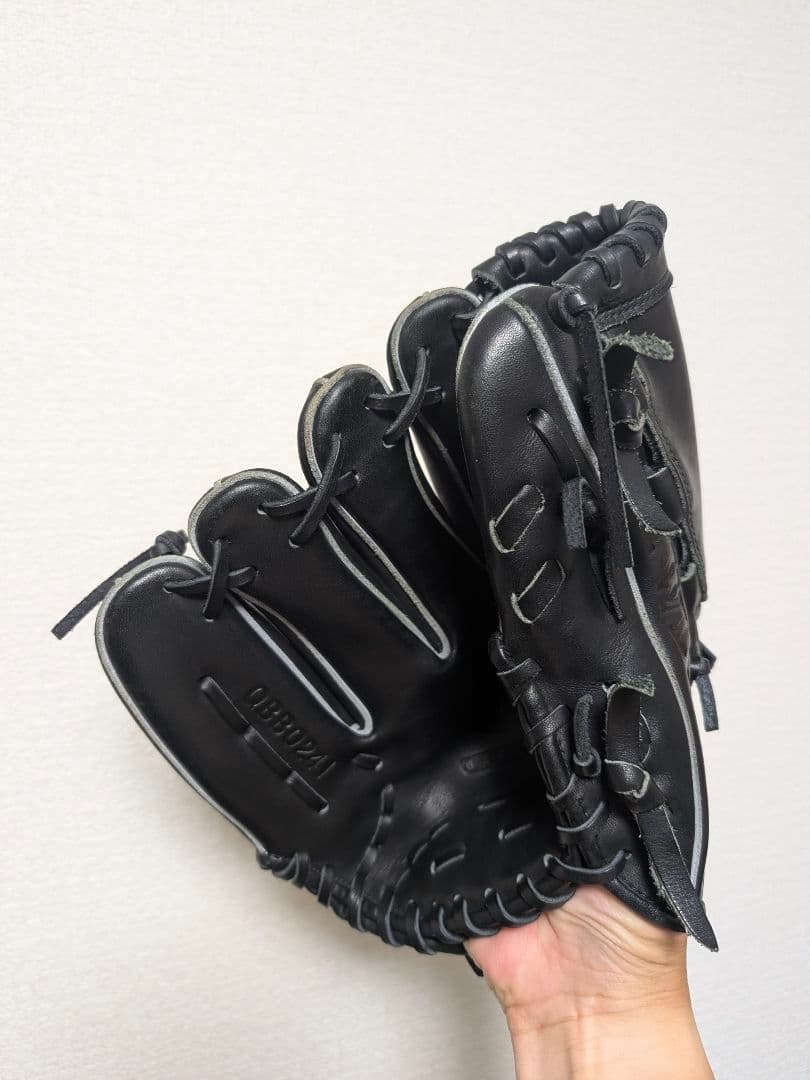 Under Armour 軟式グローブ 黒　投手用　左投げ