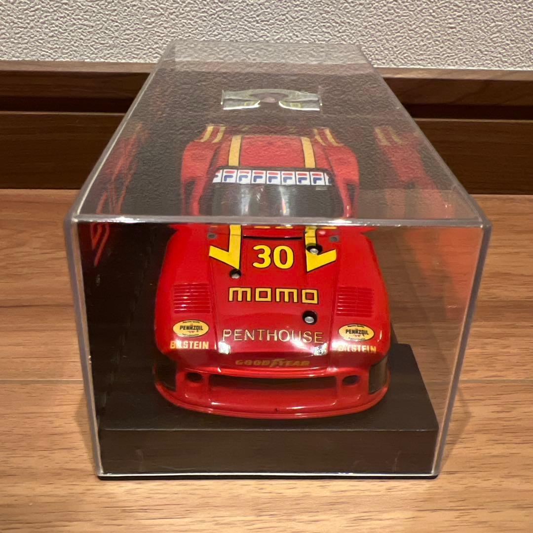 Porsche 935 MobyDick　 ”Momo Racing\"