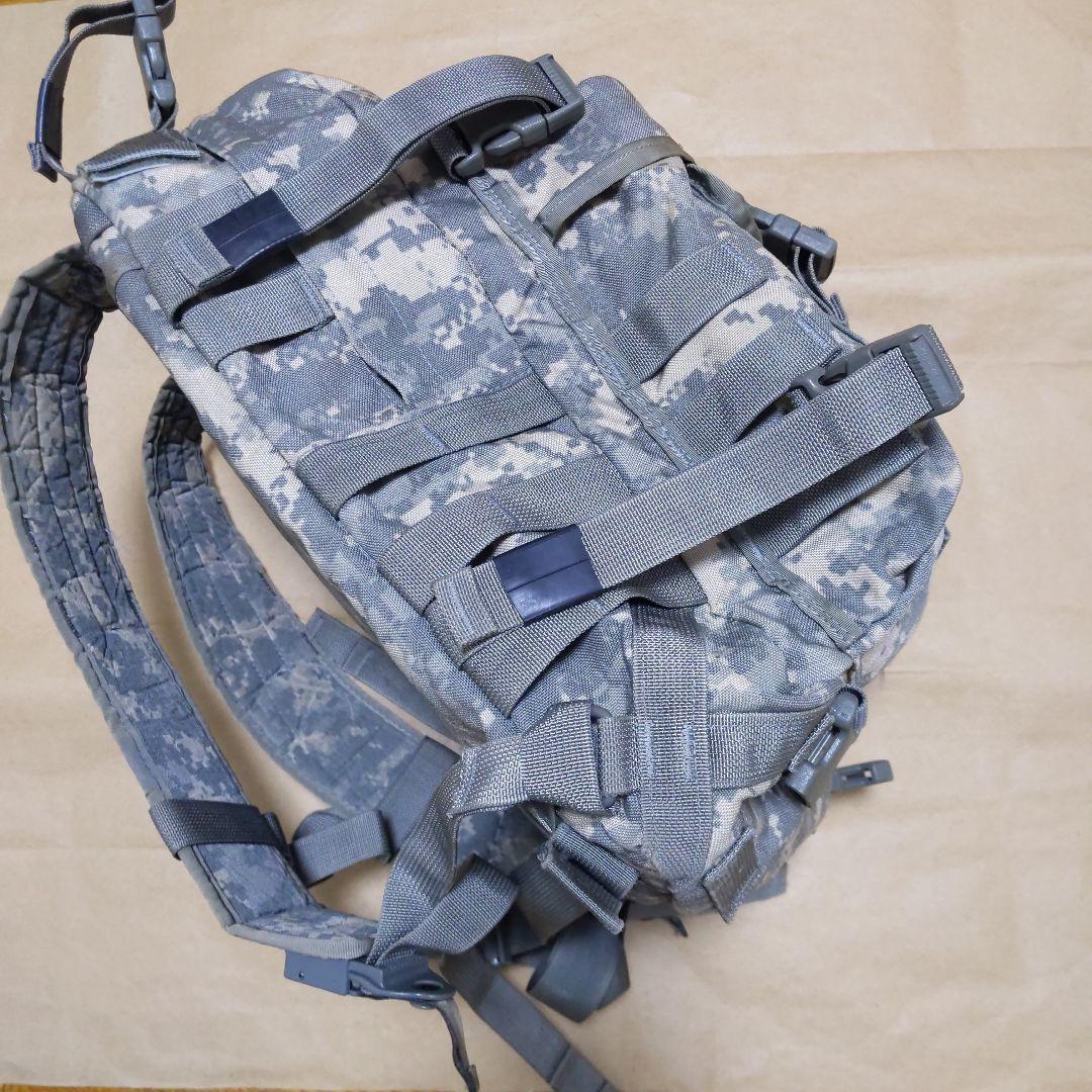 アメリカ陸軍 MOLLE Ⅱ 装備 アサルトパック UCP迷彩 実物放出中古品
