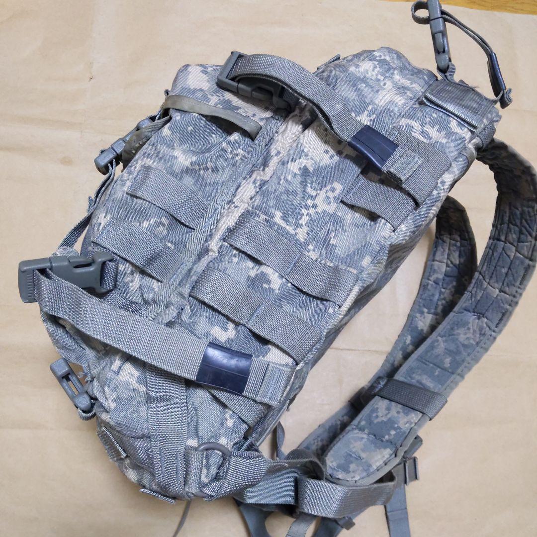 アメリカ陸軍 MOLLE Ⅱ 装備 アサルトパック UCP迷彩 実物放出中古品