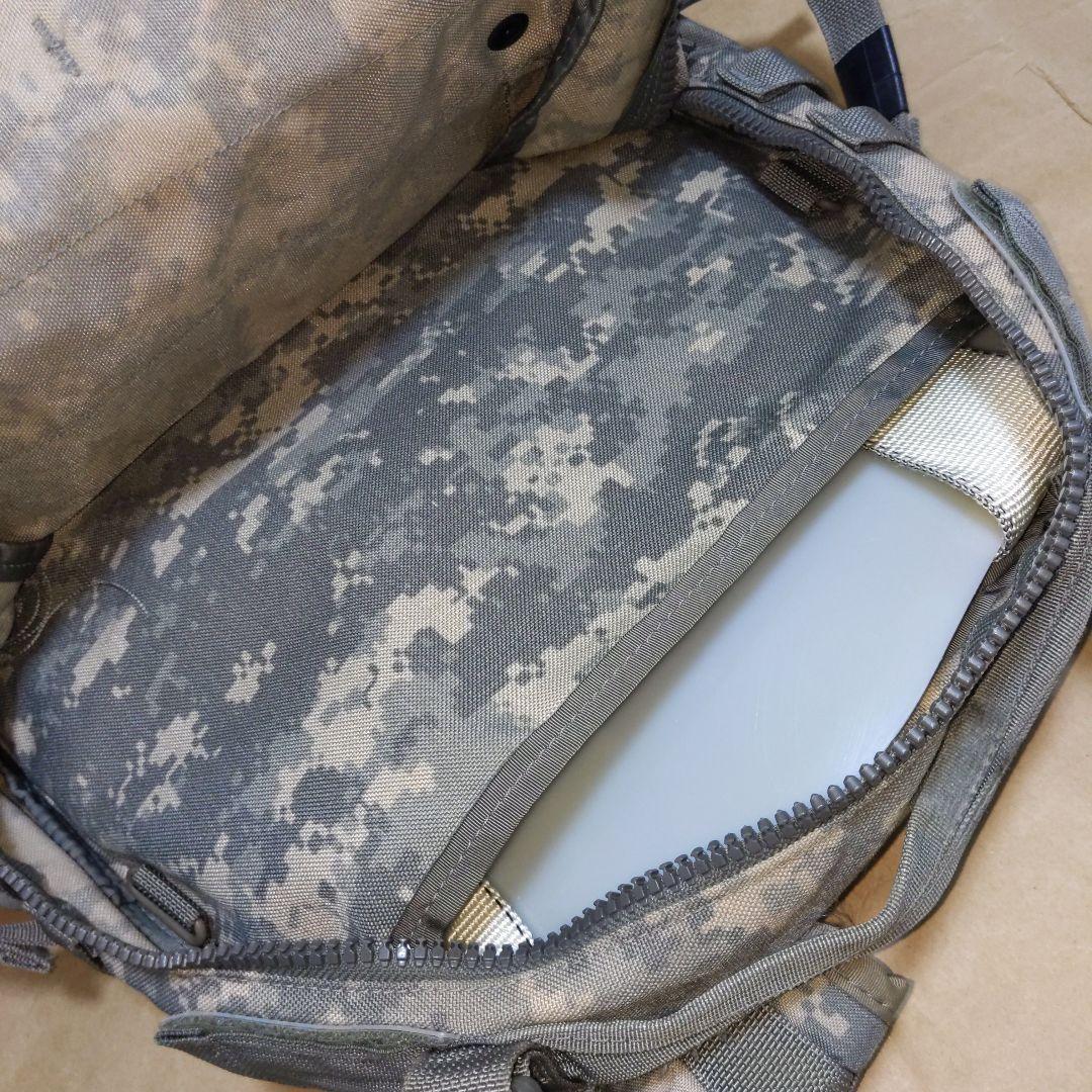 アメリカ陸軍 MOLLE Ⅱ 装備 アサルトパック UCP迷彩 実物放出中古品