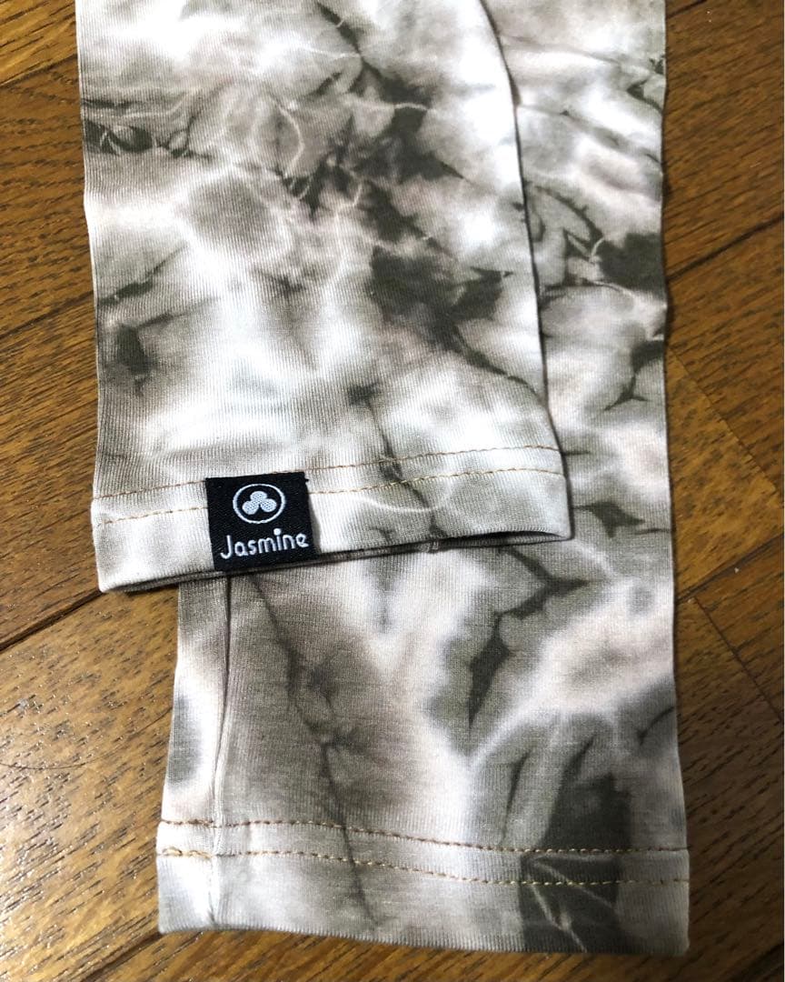 美品　Aon jasmine ジャスミン　柔らかレギンス 手書き染　ヨガレギンス