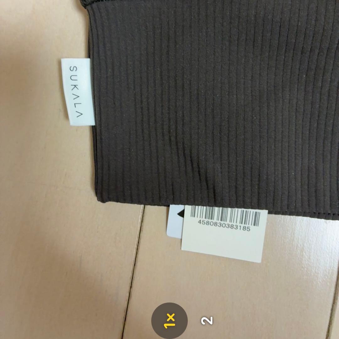 新品SUKALA ベーシックリブスクエアブラトップM