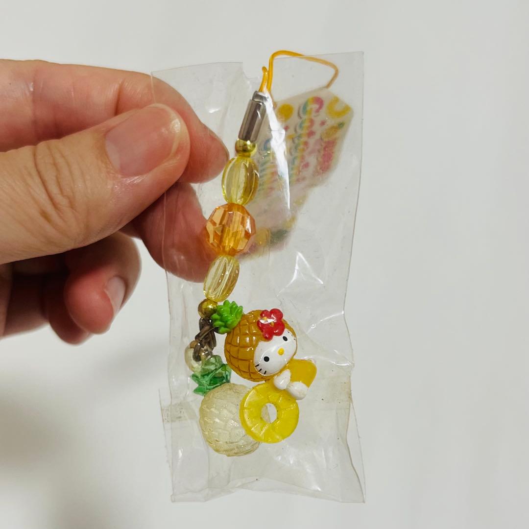 ご当地キティ　ビーズ根付　沖縄限定　パイナップル　gotouchi kitty