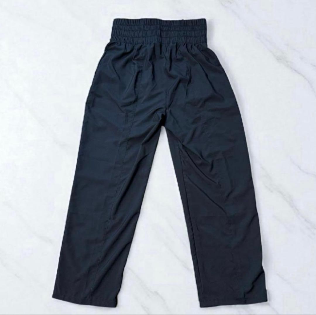 ナイキ/FB5019-010 パンツ　レディース　Mサイズ　タグ付き　新品！