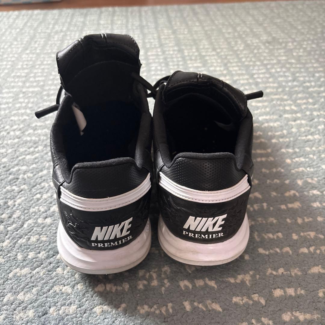 ３月８日まで値下げNike プレミア ３TF