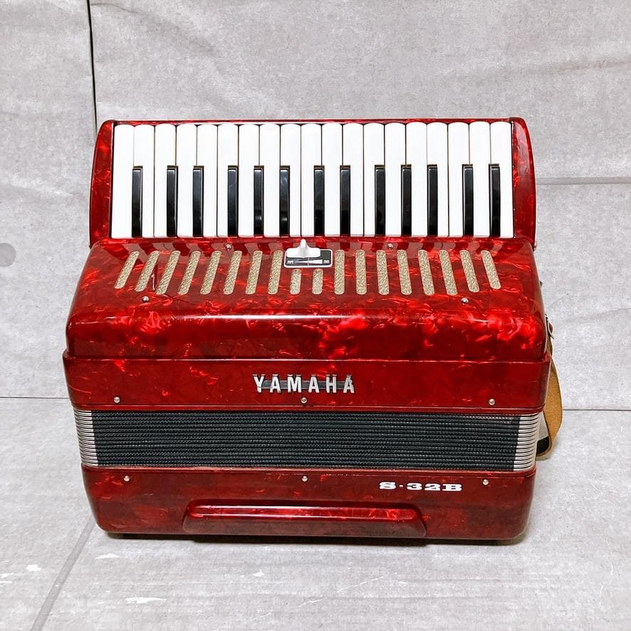 YAMAHA S-32B アコーディオン レッド 32鍵盤 純正ケース付き