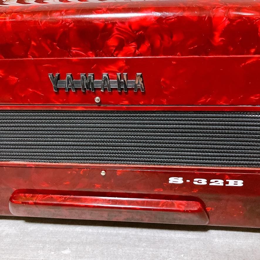 YAMAHA S-32B アコーディオン レッド 32鍵盤 純正ケース付き