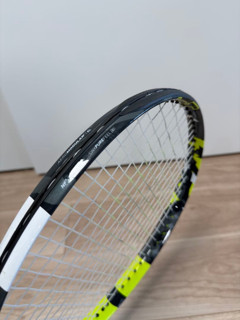 ②バボラ アエロ チーム 285g グリップ2