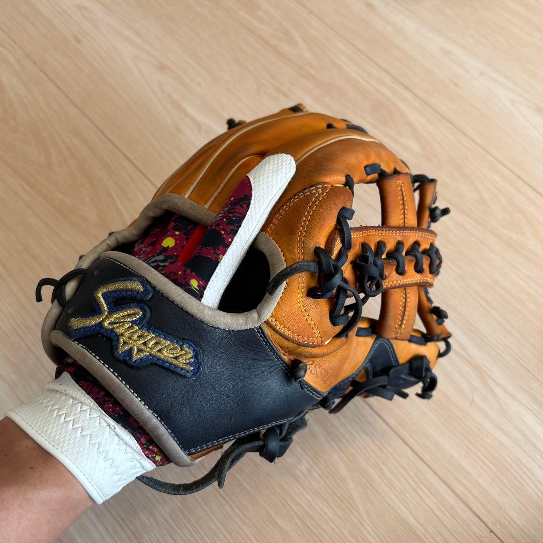 Slugger 硬式外野手用