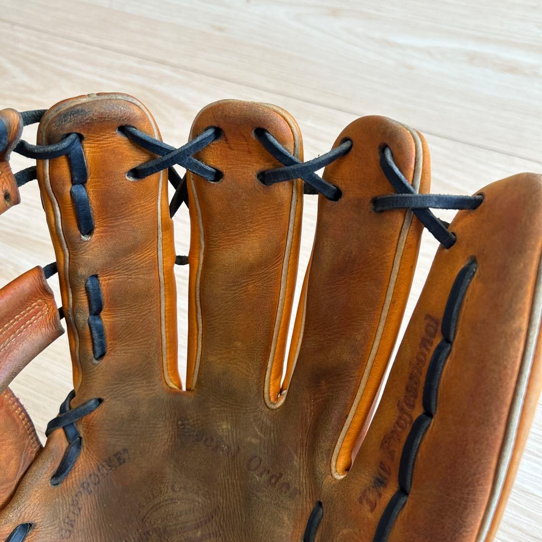 Slugger 硬式外野手用