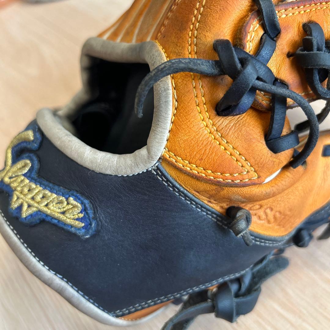 Slugger 硬式外野手用