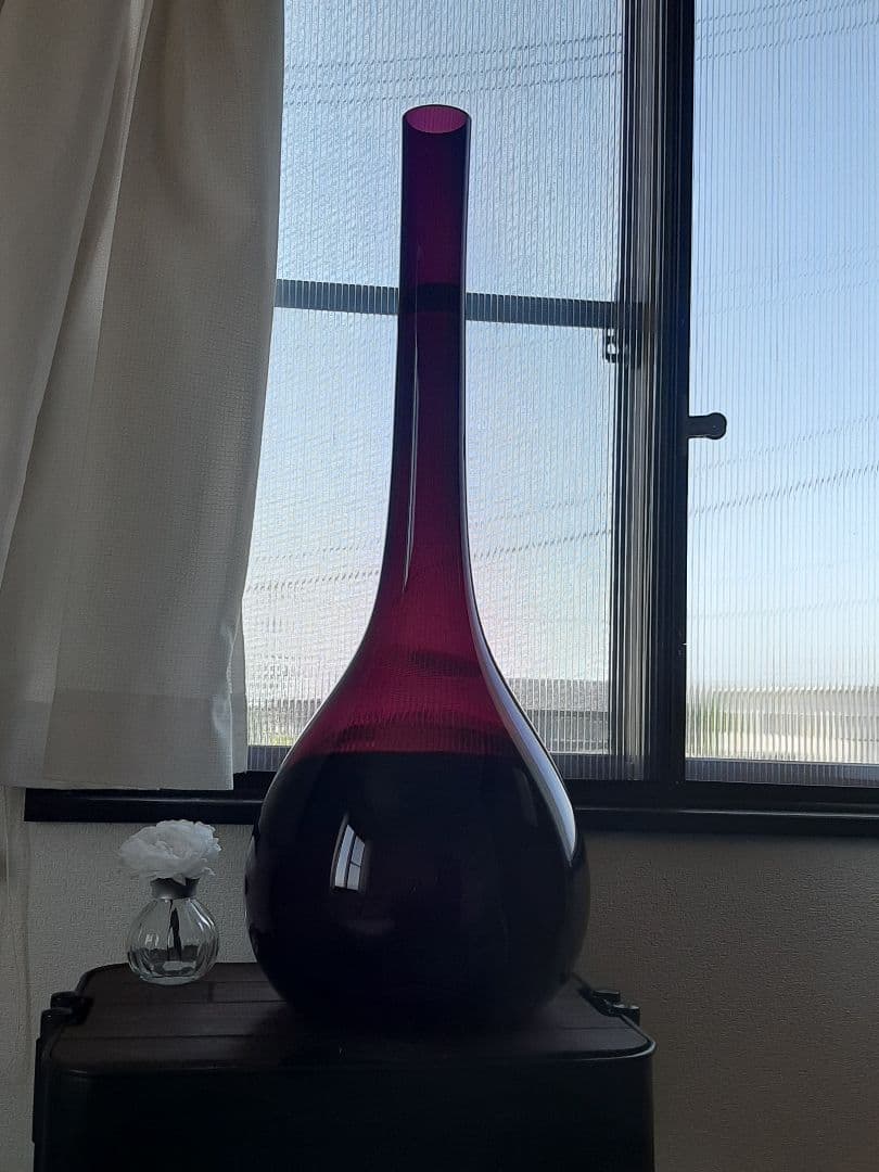 高さ70cm★巨大な花器★ガラス製　花瓶★濃紫色　大きい　生け花★花立