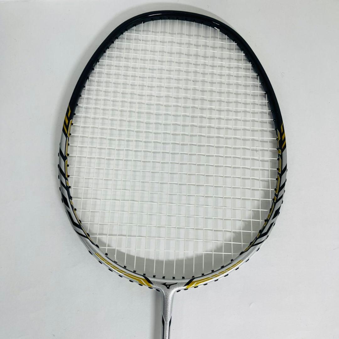 【極美品】MIZUNO バドミントンラケット caliber sonic