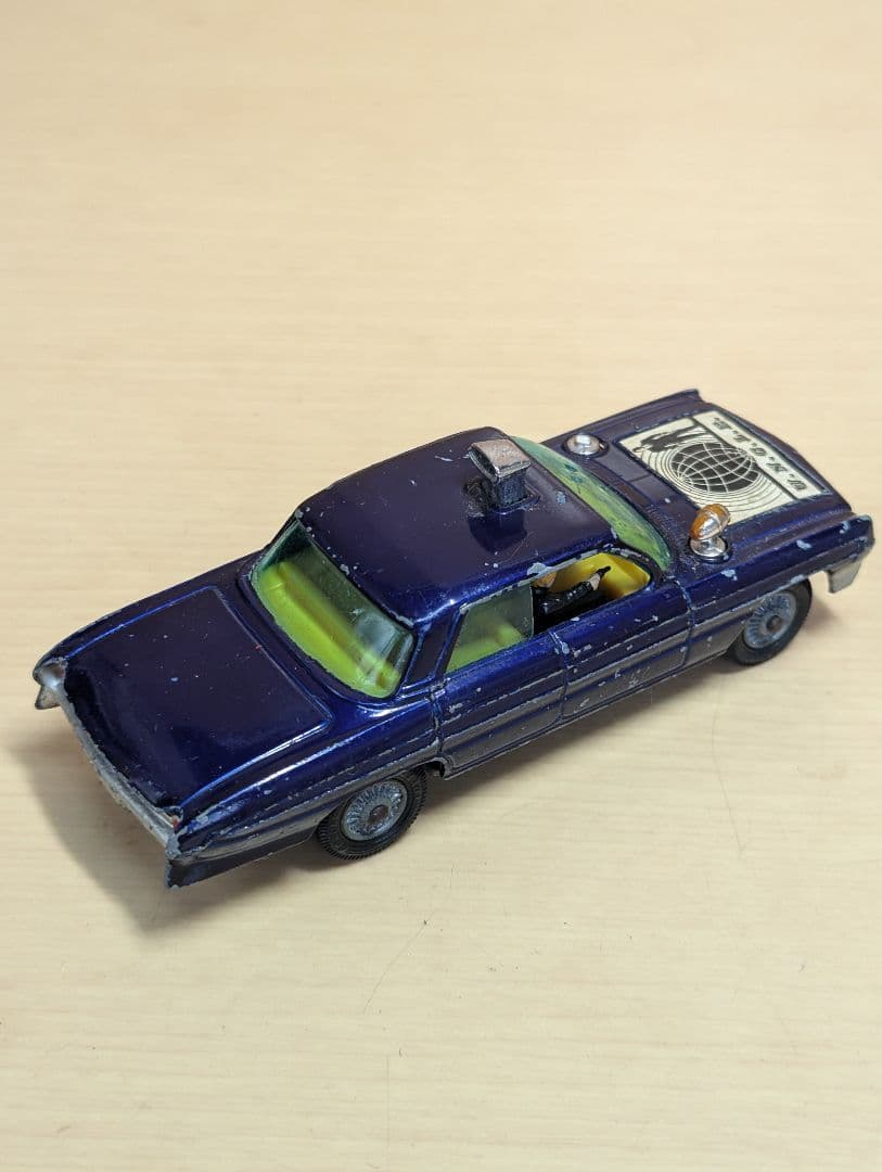ミニカー CORGI TOYS OLDSMOBILE SUPER 88 U.N.C.L.E