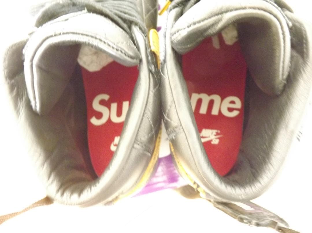 supreme(シュプリーム)×NIKE SB(ブレーザーミッド) スニーカー