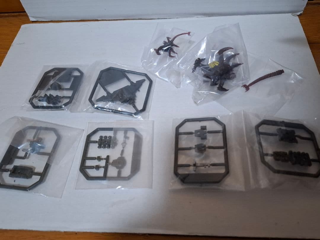 ガシャポンHGX ゴジラ7種セット