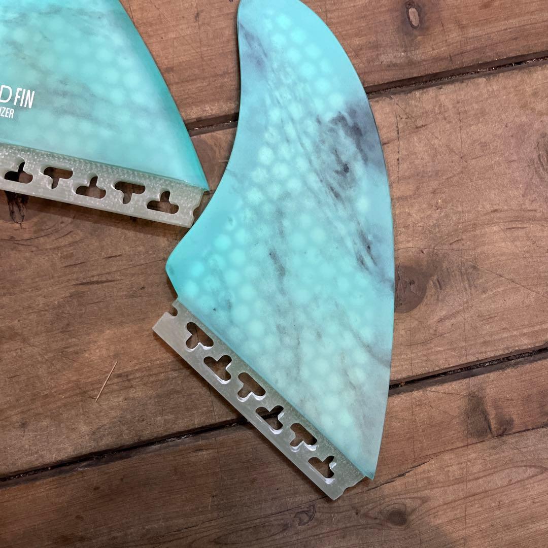 TOOLS フィン　新品　箱なし　スタンダード　ツインスタビ