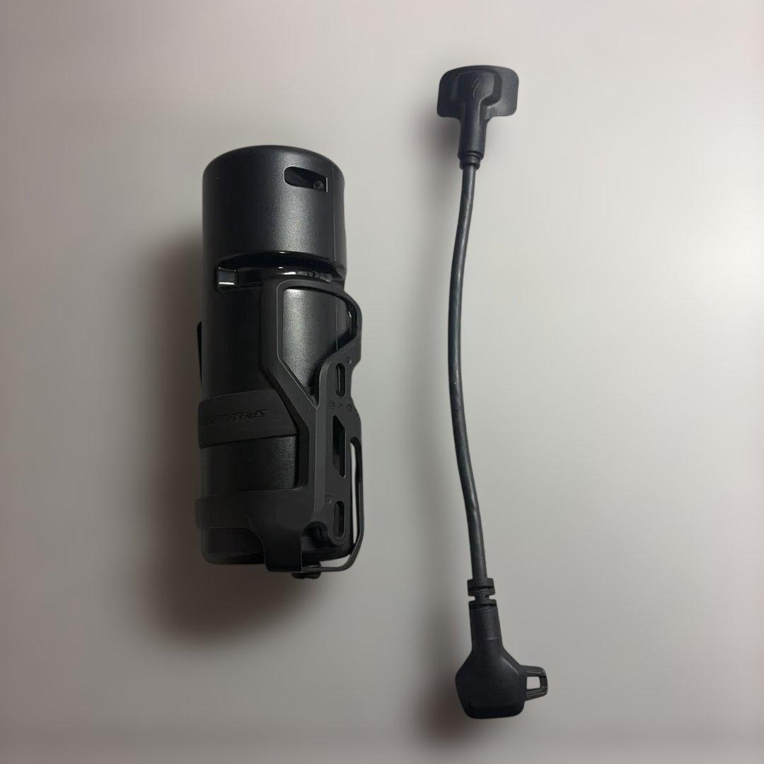 スペシャライズド SL RANGE EXTENDER BATTERYとケーブル