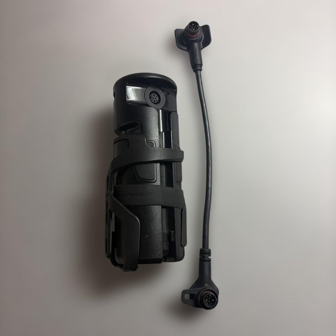 スペシャライズド SL RANGE EXTENDER BATTERYとケーブル