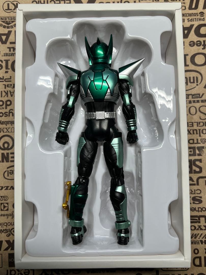 S.H.Figuarts 真骨彫製法 カブト 仮面ライダーキックホッパー 真骨頂