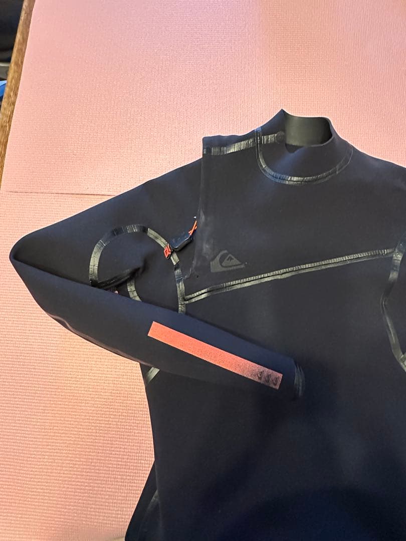 冬の特価！QUIKSILVER 1ミリフルスーツ ハイラインプロ　Lサイズ