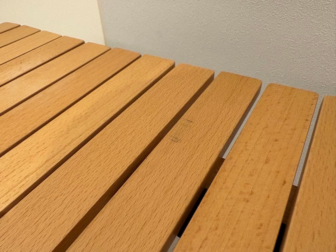ハイランダー折りたたみ木製アウトドアテーブル