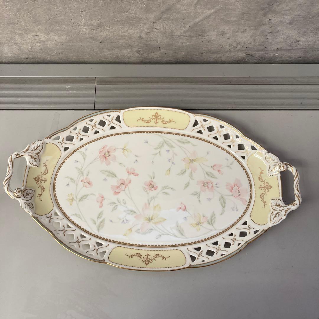 ナルミ ボーンチャイナ パステルガーデン ピアス 陶器 花柄 プレート 食器