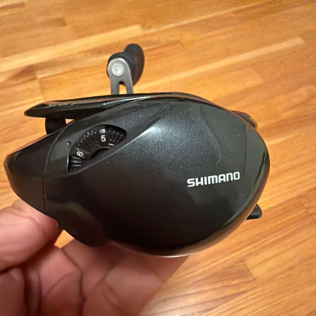 SHIMANO スコーピオン70HG 右