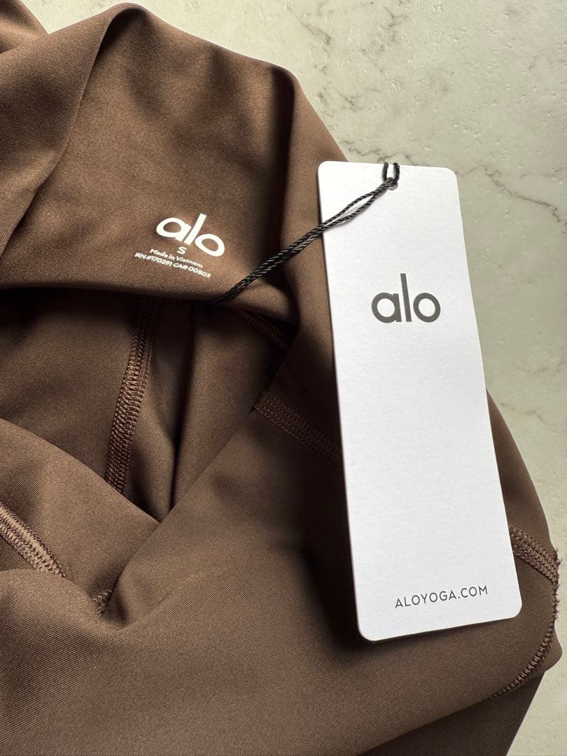 新品 alo ハイウエストレギンス レディース ブラウンS
