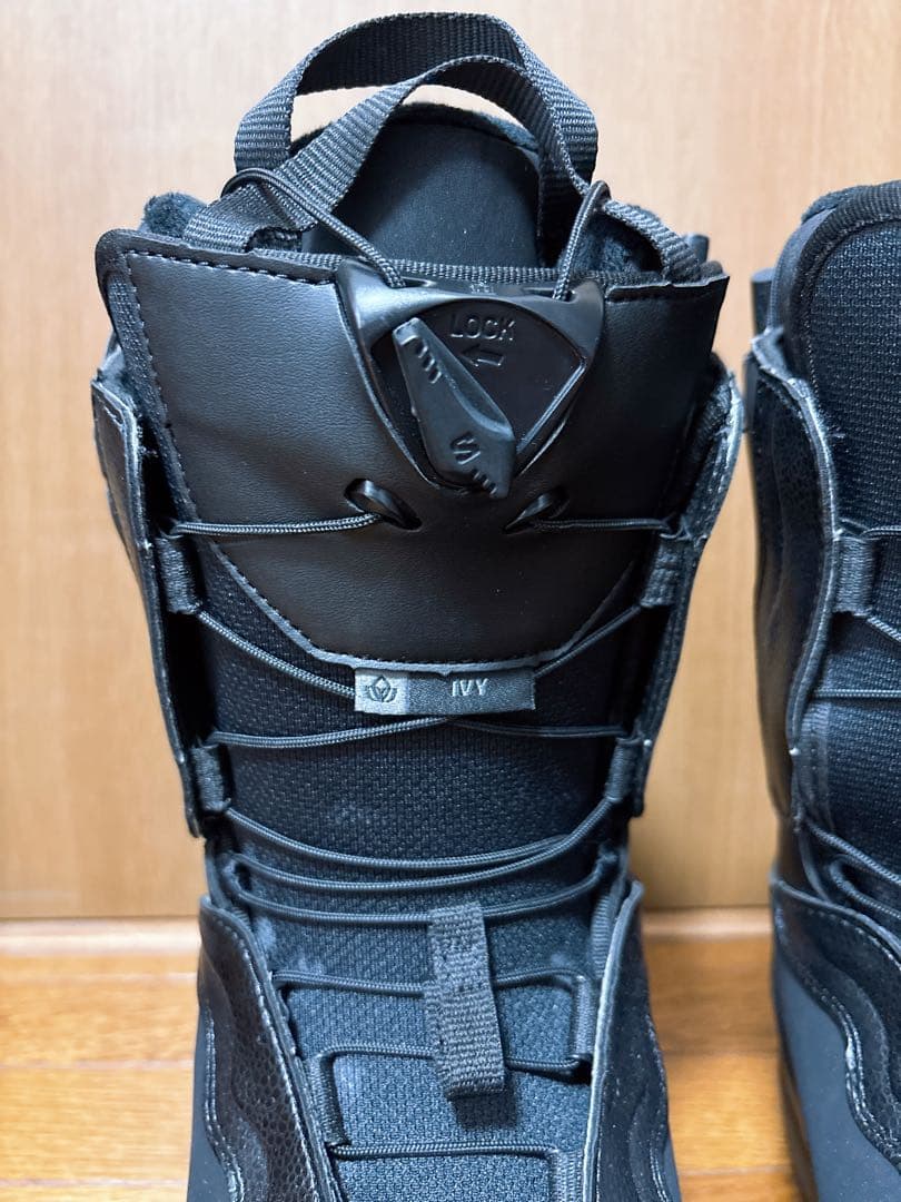 SALOMON スノーボードブーツ 女性用 ブラック