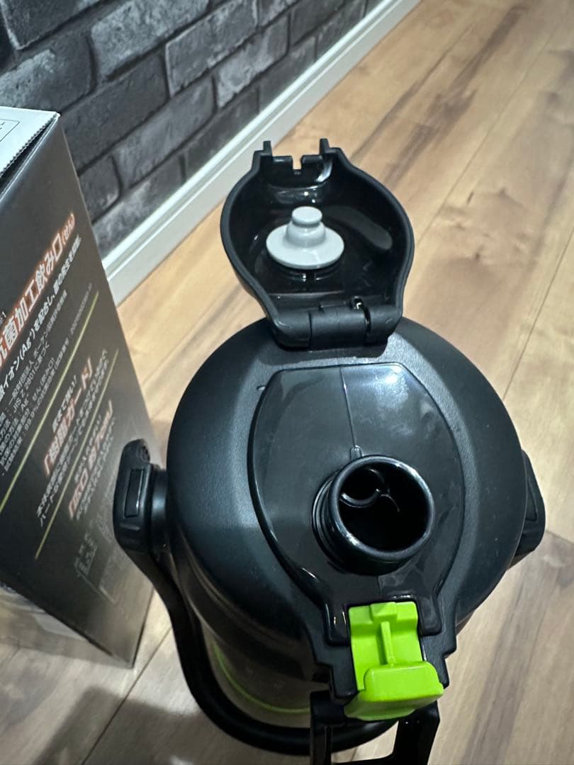 象印 X-CHARGE 水筒 2.06L