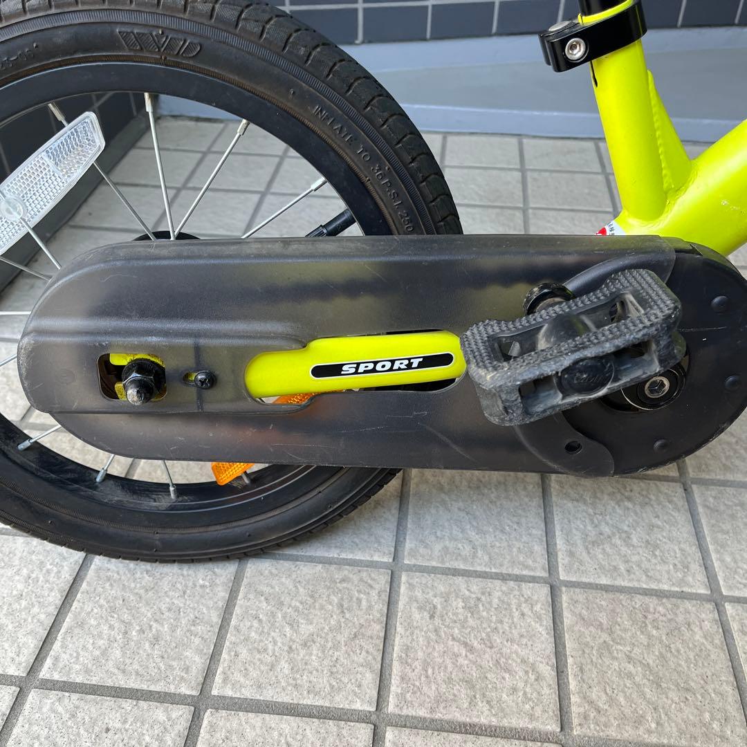 STRIDER14エックス　イエロー　スタンド付き