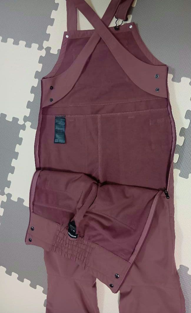 女性Mサイズ(日本L相当)BURTONビブパンツ スノーボードウェア バートン
