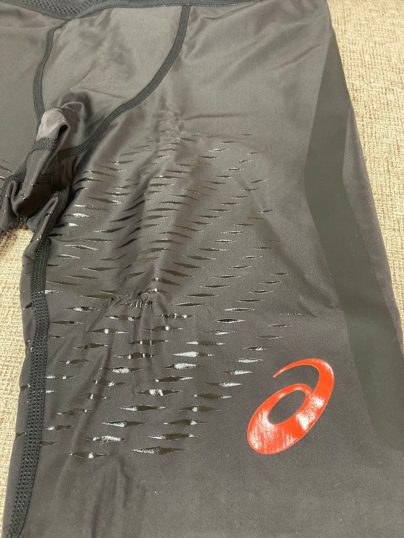 新品 アシックス SPEED TIGHT Lサイズ
