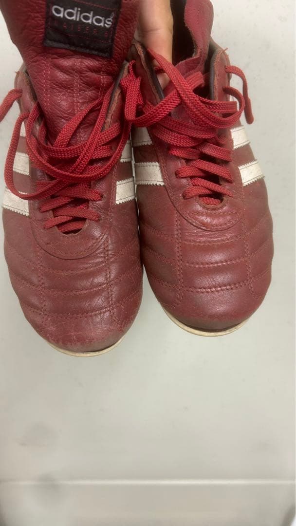 adidasコパムンディアル　カイザー5 赤