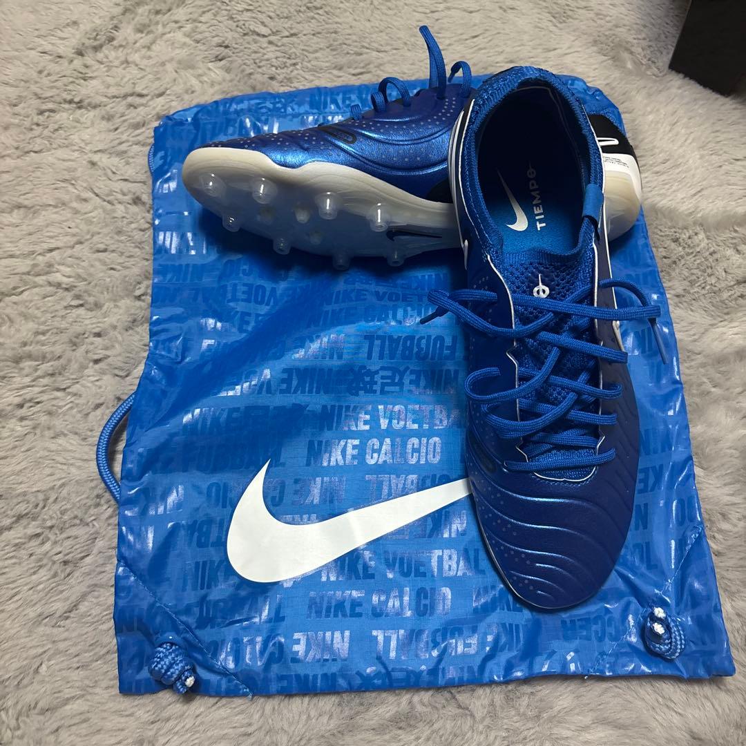 Nike Tempo サッカースパイク　青　AG