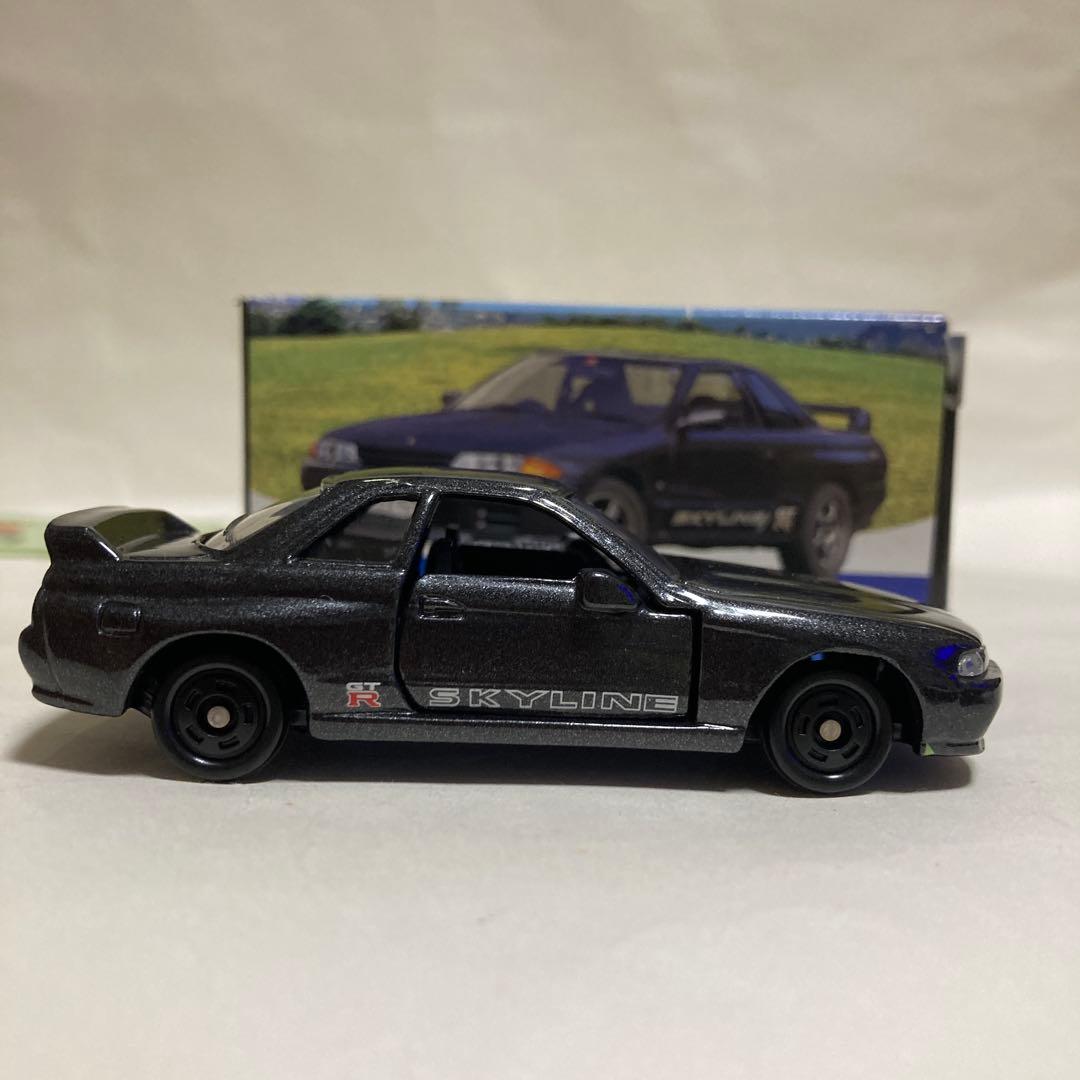 トミカ BNR32 スカイライン ミニカー
