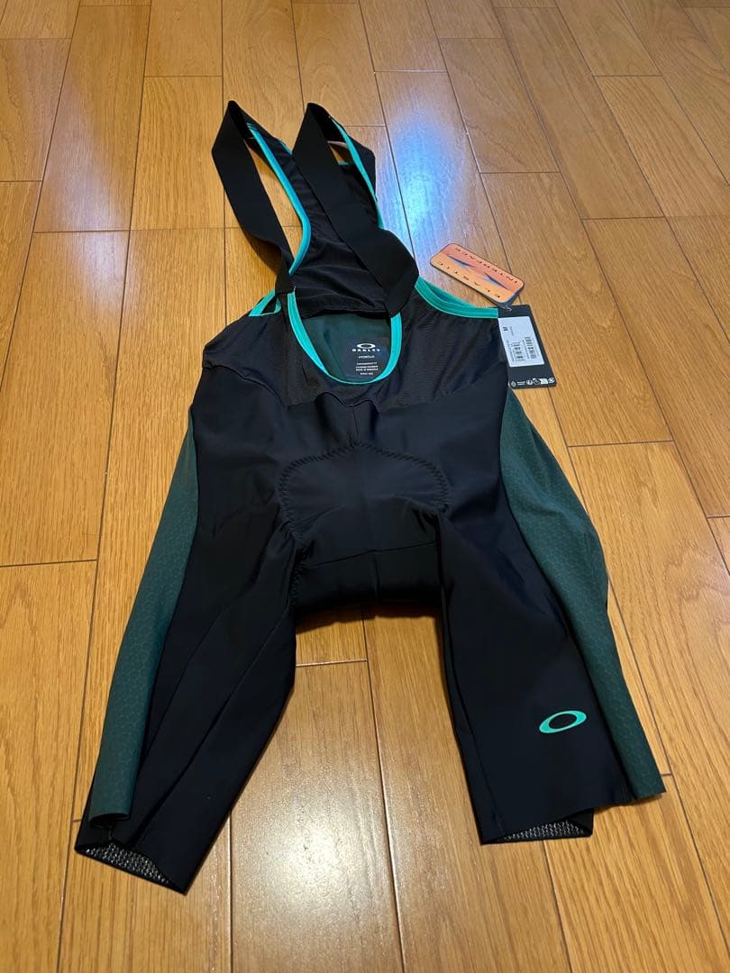 OAKLEY ビブショーツ ENDURANCE ULTRA BIB L