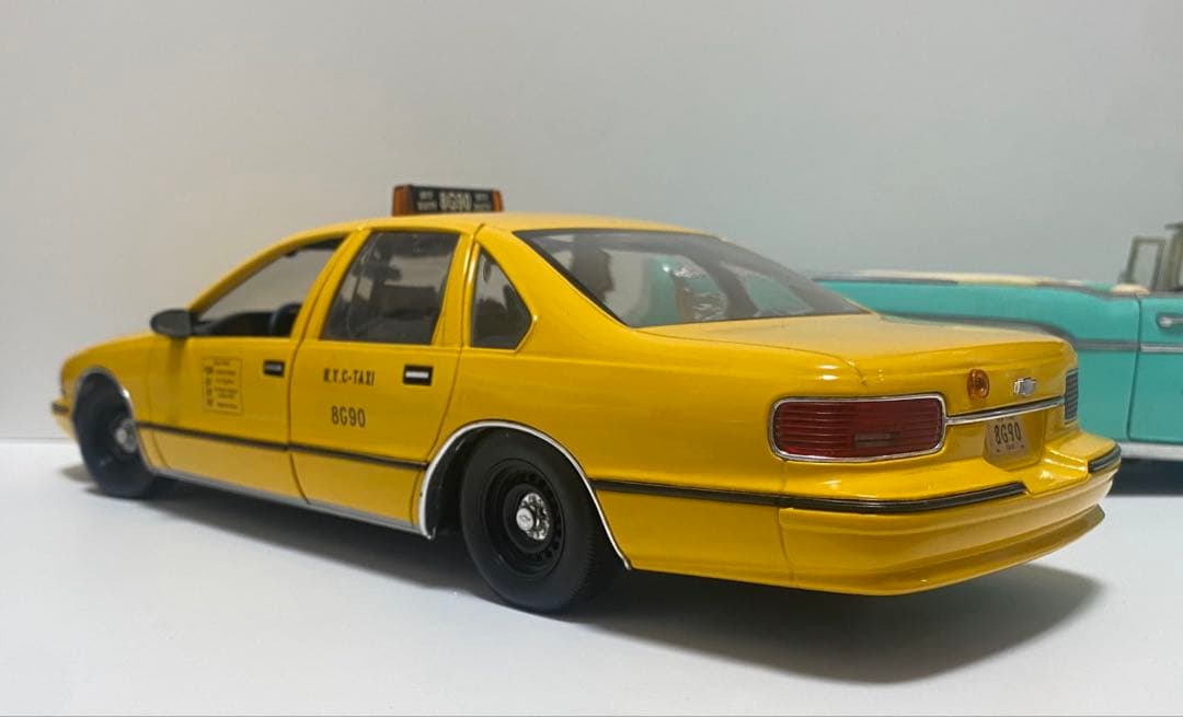 レア！1/18 アメ車　ミニカー　シボレー　カプリス　タクシー NYC 最安値