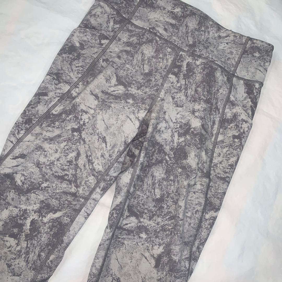 lululemonレギンス ヨガ ルルレモン アローヨガ