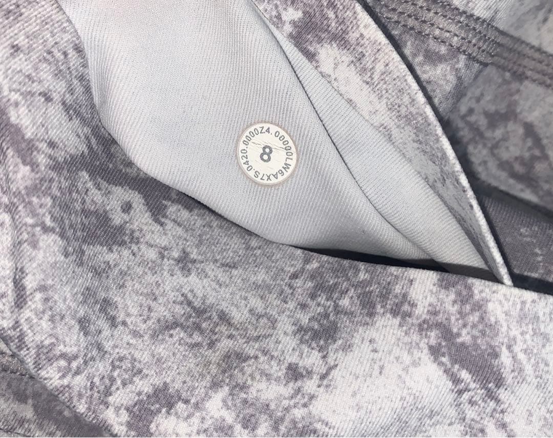 lululemonレギンス ヨガ ルルレモン アローヨガ