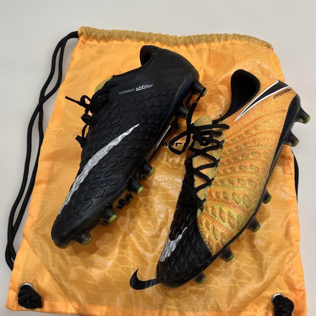 NIKE ハイパーヴェノム